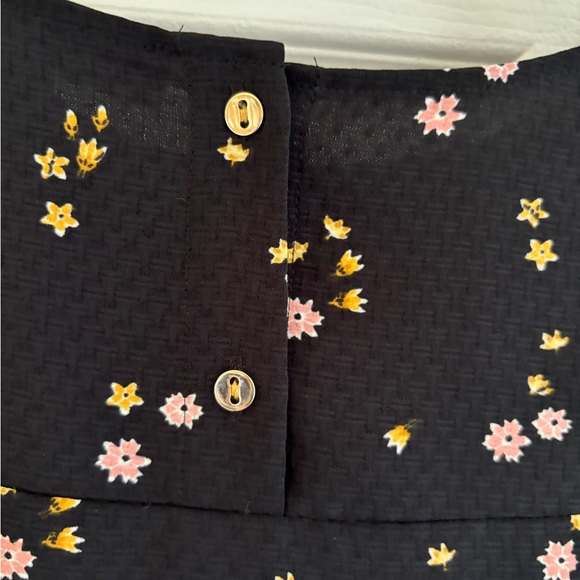 Spring Loft Top - Picture 5 of 5